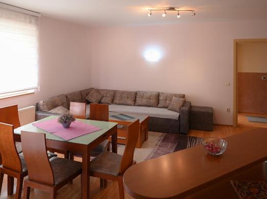 Mb Apartments Jagodina Ngoại thất bức ảnh